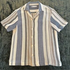 Zara Button Up short sleeve shirt